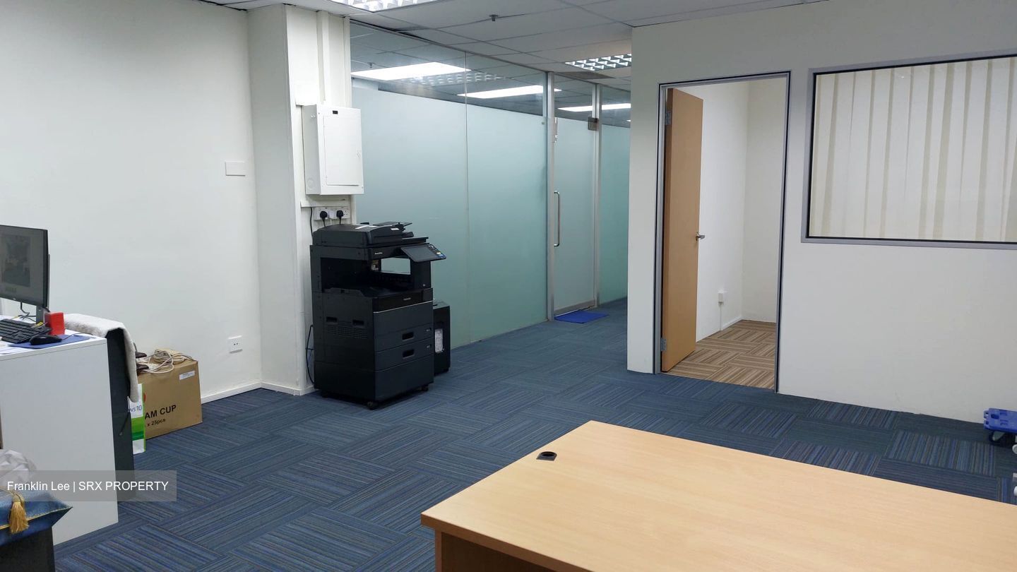North Bridge Centre (D7), Office #622620191